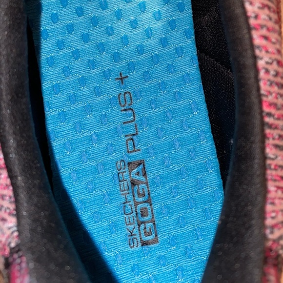 Shoes - Picture 4 of 5